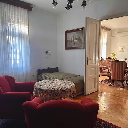 Romantic Villa - Pápa Екстериор снимка