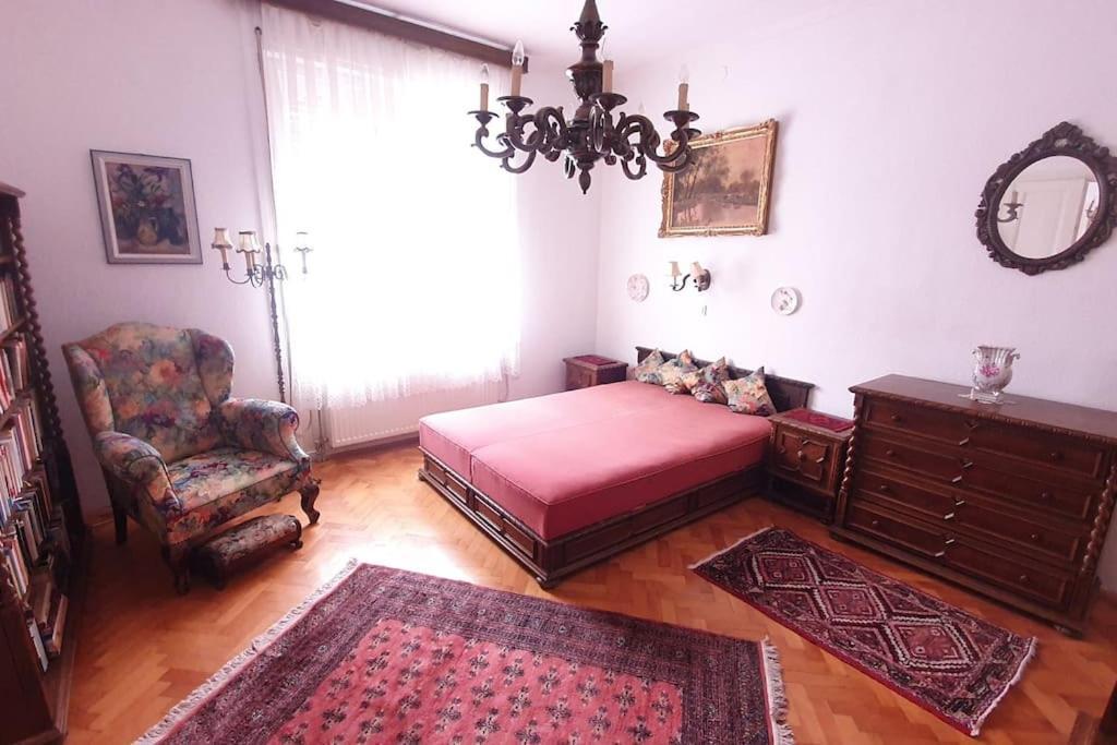 Romantic Villa - Pápa Екстериор снимка